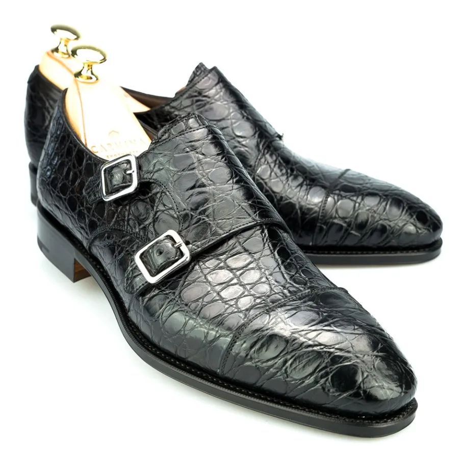 chaussures_a_double_boucle_crocodile_noir__carmina_0.webp Cheap Carmina CHAUSSURES A DOUBLE BOUCLE CROCODILE NOIR |