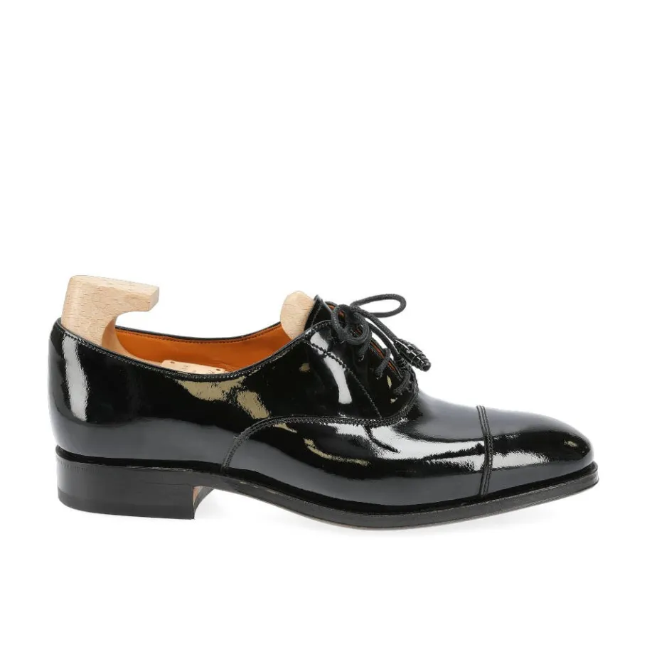 chaussures_oxford_femme_cuir_verni_noir_carmina_2.webp Fashion Carmina CHAUSSURES OXFORD FEMME CUIR VERNI NOIR | BLACK