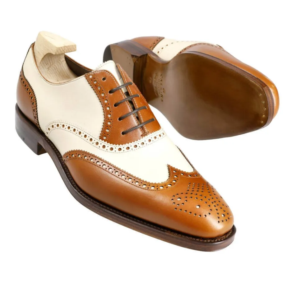 derbies__bout_fleuri__rain_1.webp Shop Carmina DERBIES À BOUT FLEURI 922 RAIN TANNED/BONE