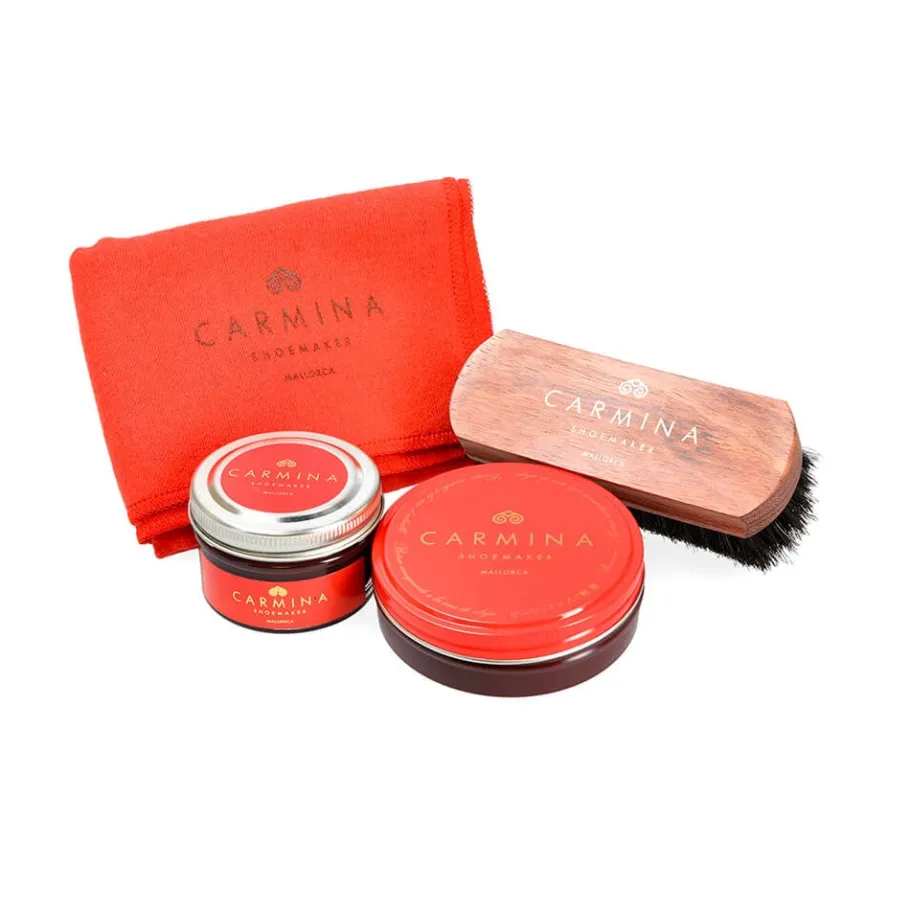 kit_dentretien_des_chaussures_essentiel_bordeaux_2.webp Store Carmina KIT D'ENTRETIEN DES CHAUSSURES ESSENTIEL BORDEAUX BURGUNDY