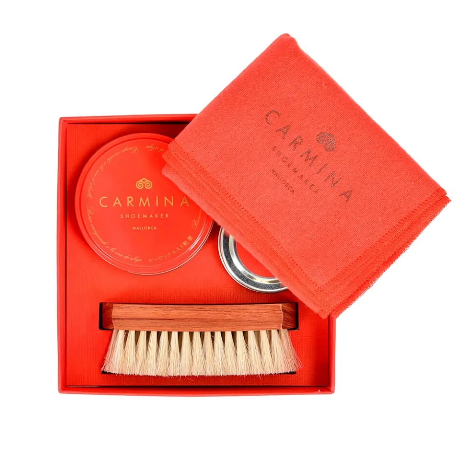 kit_dentretien_des_chaussures_essentiel_pour_la_plupart_des_couleur_0.webp Best Sale Carmina KIT D'ENTRETIEN DES CHAUSSURES ESSENTIEL POUR LA PLUPART DES COULEUR OTHER