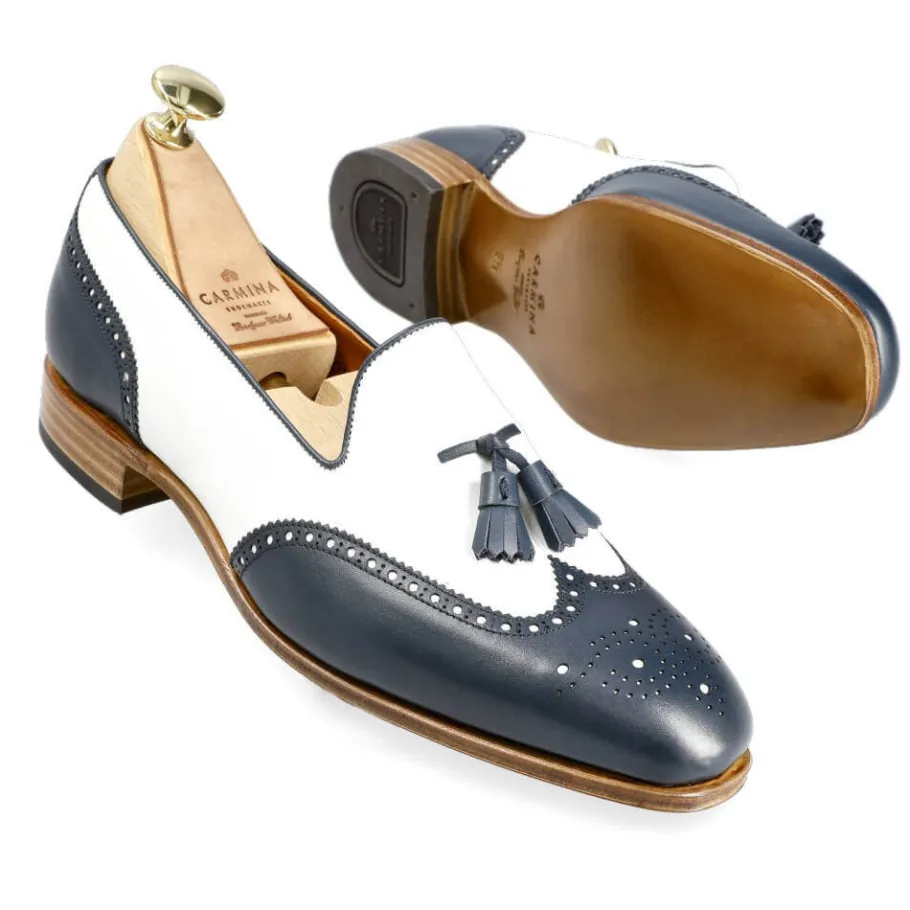 mocassins__glands_pour_femmes_en_vitello_marine_et_blanc__carmina_1.webp Hot Carmina MOCASSINS À GLANDS POUR FEMMES EN VITELLO MARINE ET BLANC | NAVY/WHITE