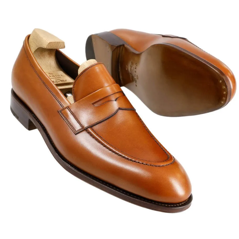 mocassins_homme__pompon__robert_1.webp Hot Carmina MOCASSINS HOMME À POMPON 80832 ROBERT TANNED(CHESNUTFINISH)